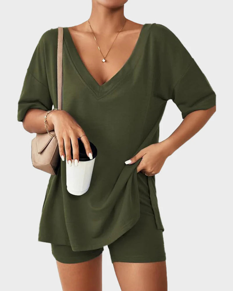 Lässiges 2-teiliges Loungewear-Set: Oversized Top mit Seitenschlitzen & eng anliegende Shorts